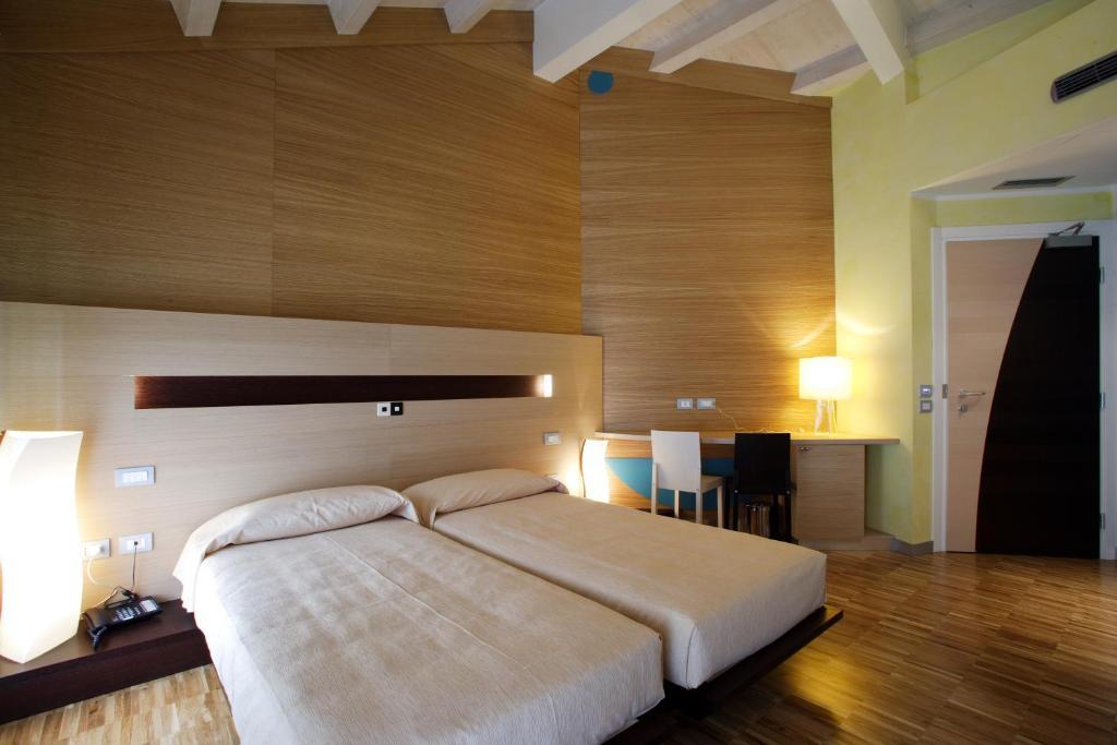 Allegria Údine Habitación foto