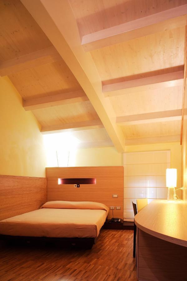 Allegria Údine Habitación foto